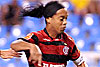 Ronaldinho pode pegar até três jogos de gancho por entrada em Berna (Globoesporte.com)