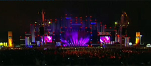 Guns N' Roses se prepara para subir ao palco; AO VIVO (G1)