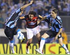 Pet salva o Fla
de derrota para
o Grêmio: 2 a 2 (Jefferson Bernardes / VIPCOMM)