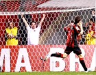 Atlético-PR bate o Goiás e ainda sonha com G-3 (Huerle Andrey / Agância Estado)
