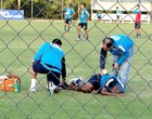Gilberto dá um susto no treino, mas quer jogar (Fernando Martins / Globoesporte.com)