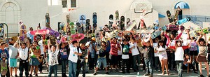 Mais de mil skatistas 'tomam' ruas de L.A. e fazem doação a crianças (Divulgação)