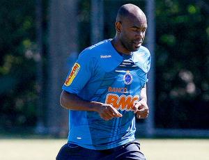 Claudio Caçapa treinando no Cruzeiro