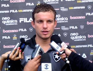 Marcelo Mattos durante entrevista do Botafogo (Foto: Diego Rodrigues / GLOBOESPORTE.COM)