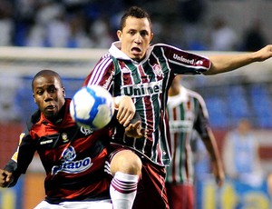 Diogo e Toró na partida entre Flamengo e Fluminense