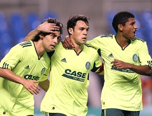 Valdivia Kleber Marcio Araujo gol Palmeiras (Foto: Ag. Estado)