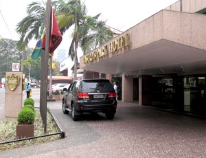 Fachada do hotel do Flamengo em Goiânia