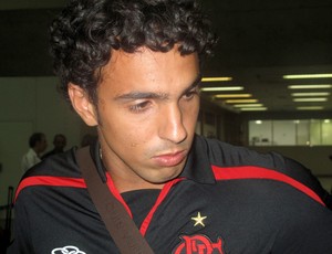 diogo no desembarque do Flamengo