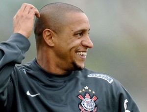 Roberto Carlos no treino do Corinthians
