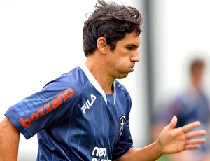Lucio Flavio no treino do Botafogo