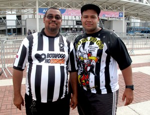 Torcedores do Botafogo chegam ao Engenhão