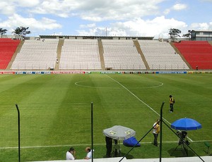 estádio Arena do Jacaré para o jogo do Cruzeiro (Foto: Marco Antônio Astoni / Globoesporte.com)