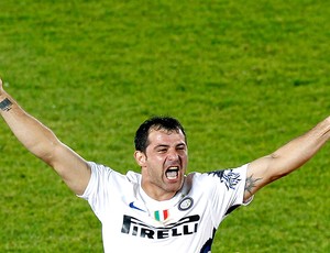 Dejan Stankovic comemora gol do Inter de Milão