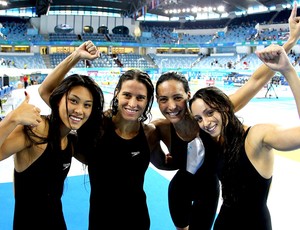 Revezamento 4x100 metros medley Tatiane Sakemi, Tatiana Lemos, Fabiola Molina e Daniela de Jesus mundial de natação
