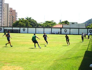 jogadores no treino do Botafogo