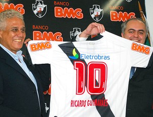 Roberto Dinamite acerta novo patrocínio na camisa do Vasco