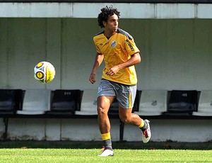 Diogo no treino do Santos (Foto: Bruno Cantini / Site Oficial do Atlético-MG)