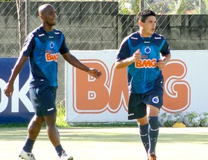 Diego Renan Treino Cruzeiro (Foto: Fernando Martins / Globoesporte.com)