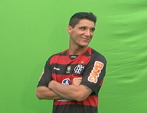 Thiago Neves escalação Flamengo pose (Foto: Reprodução)