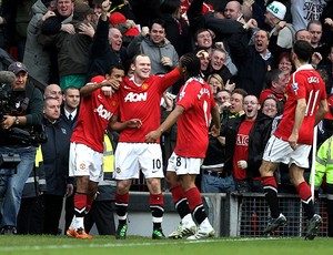 Nani comemora gol na partida do Manchester United contra o City (Foto: Getty Images)