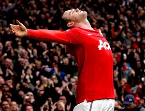 Rooney comemora gol do Manchester United contra o City (Foto: Getty Images)