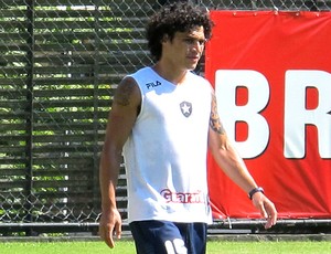 Márcio Azevedo no treino do Botafogo (Foto: Gustavo Rotstein / GLOBOESPORTE.COM)