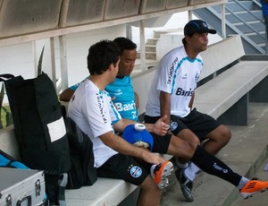 Lúcio, lateral do Grêmio, lesionado em Barranquilla (Foto: Eduardo Cecconi/Globoesporte.com)