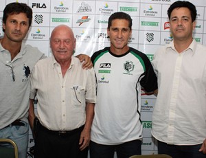Jorginho Figueirense (Foto: Divulgação / site oficial)