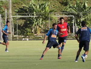 Montillo treina normalmente na Toca, entre os titulares (Foto: Fernando Martins / Globoesporte.com)