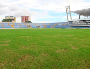 estádio presidente vargas ceará gramado (Foto: Richard Souza / 
Globoesporte.com)