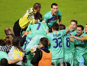 Barcelona comemora título da Liga da Espanha (Foto: AFP)