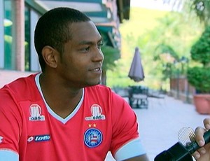 jobson dá entrevista em lindoia (Foto: Reprodução/TV Bahia)