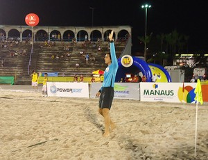 felipe primo anderson varejão juiz futebol de areia (Foto: Igor Christ / Globoesporte.com)