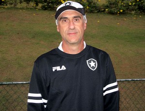 Flavio Tenius, preparador de goleiros do Botafogo (Foto: Thiago Fernandes / GLOBOESPORTE.COM)