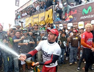 Guilherme Tâmega comemora o título em Arica (Foto: IBA / Specker)