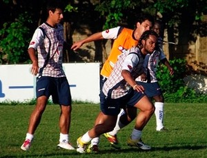 carlos alberto em treino do bahia (Foto: Divulgação/Site oficial)