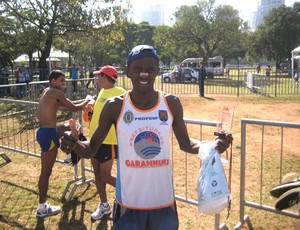 Jair Jose corredor maratona de são paulo (Foto: Lucas Loos/GLOBOESPORTE.COM)