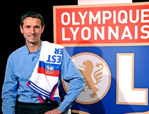 Remi Garde novo treinador do Lyon (Foto: Divulgação / Site oficial do Lyon)