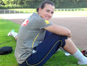 Andrea Suntaque futebol feminino (Foto: Clícia Oliveira / Globoesporte.com)