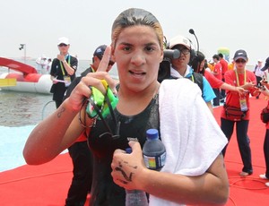 Ana Marcela, ouro nos 25km em Xangai (Foto: EFE)