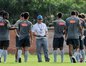ney franco treino sub-20 seleção brasileira (Foto: AFP)