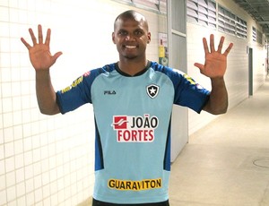 Jefferson no treino do Botafogo (Foto: Fábio Leme / Globoesporte.com)