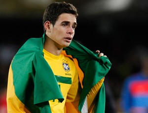 oscar gol brasil x portugal mundial sub 20 (Foto: AP)