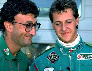 Michael Schumacher com Eddie Jordan em 1991 (Foto: Divulgação)