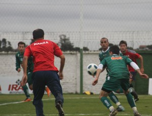 Coritiba vence o Paraná, em um match treino: Gil, Julio Cesar, Packer (Foto: Gabriel Hamilko / GloboEsporte.com)