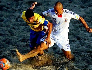 futebol de areia benjamin brasil japão (Foto: Agência Getty Images / FIfa)