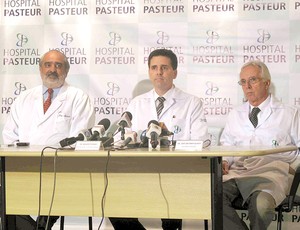  médicos hospital pasteur boletim ricardo gomes (Foto: Rafael Cavalieri / Globoesporte.com)