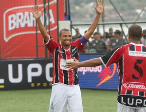 São Paulo, de Amoroso, vence o Fluminense na semifinal do Brasileiro de showbol (Foto: Divulgação/Ricardo Cassiano)