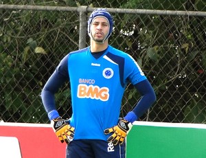 Fábio no treino do Cruzeiro (Foto: Lucas Catta Prêta / GLOBOESPORTE.COM)