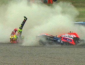 Valentino Rossi sofre acidente na MotoGP (Foto: Divulgação/MotoGP)
